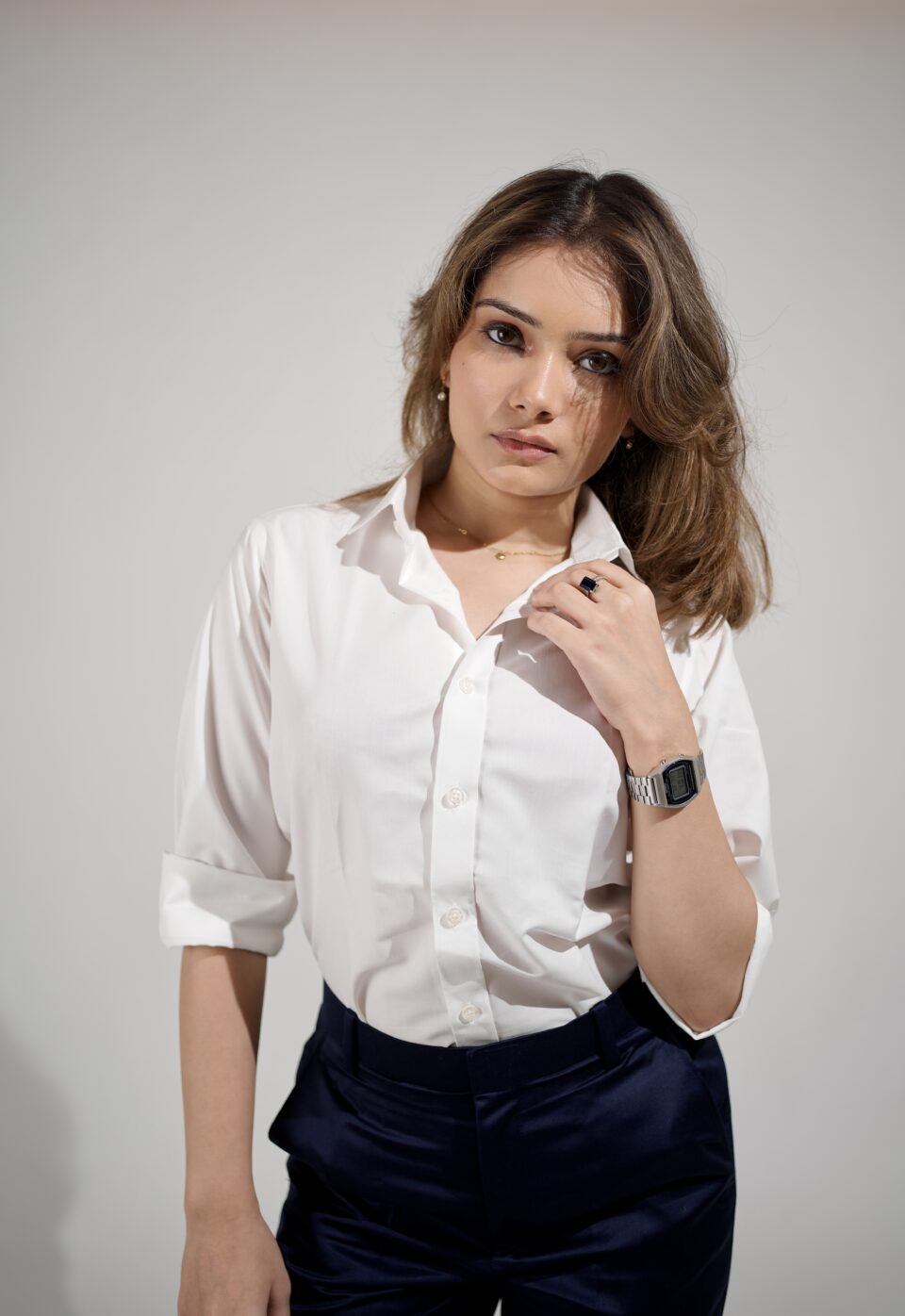 womens white shirt