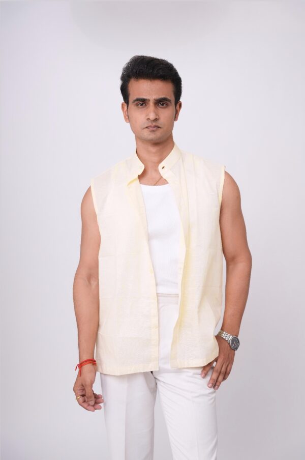 linen sleeveless shirt